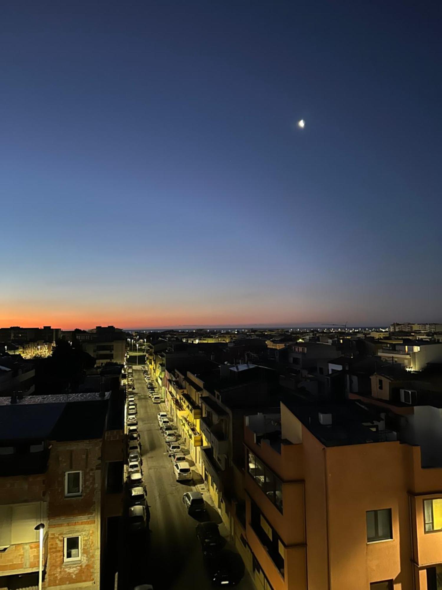 Relax Sea View Attic Apartment Quartu SantʼElena Exterior foto